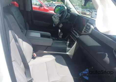 2024 Toyota Sequoia Limited z USA, uszkodzony, nr VIN 7SVAAABA1RX043351